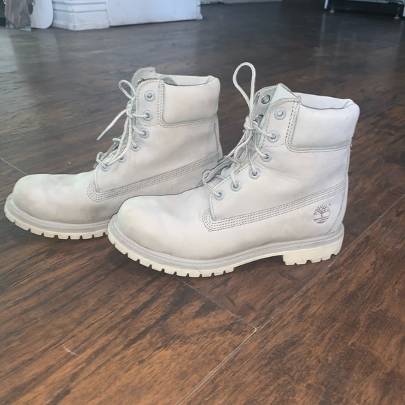 Timberlands - Picture 2 of 4